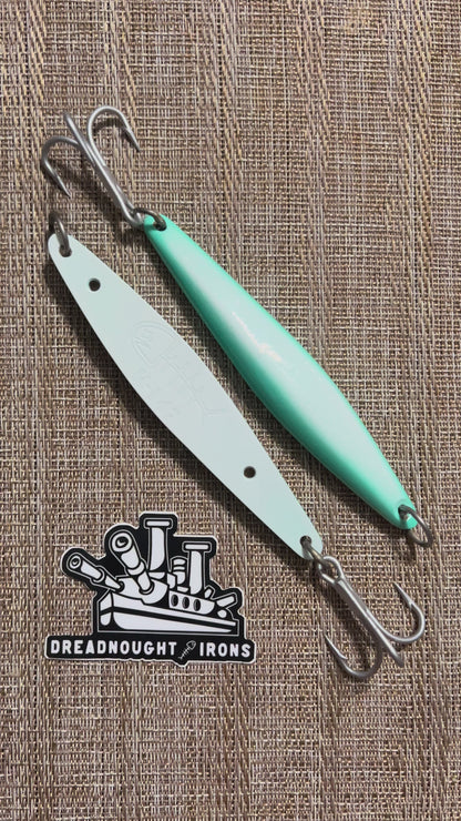 K-147 Brass Heavy "Yoyo" Iron     Mint/White